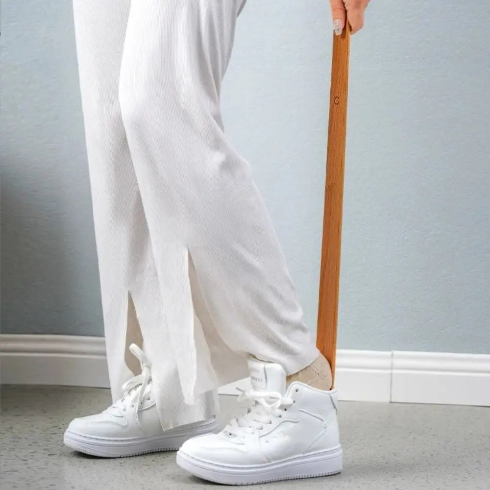 Creative 30/55Cm Magnetic Shoehorn Wooden Handle No-Bend Shoe Puller Flexible Lazy Shoe Horn for Elderly, Pregnant Women